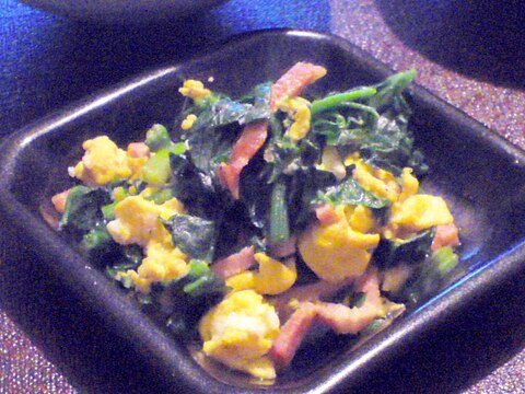 甘くて美味しい★ちぢみほうれん草の優しい卵炒め